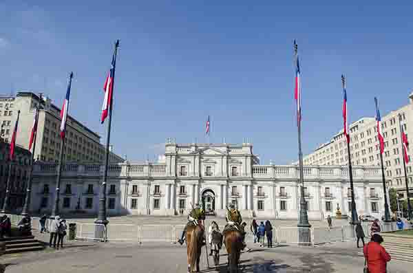 97 - Chile - Santiago de Chile - palacio La Moneda